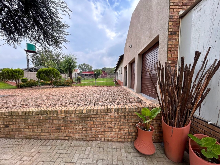 4 Bedroom Property for Sale in Parys Free State